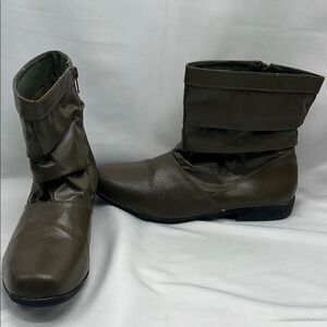 Vintage Military Green Lined Beacon Zip Up Boots